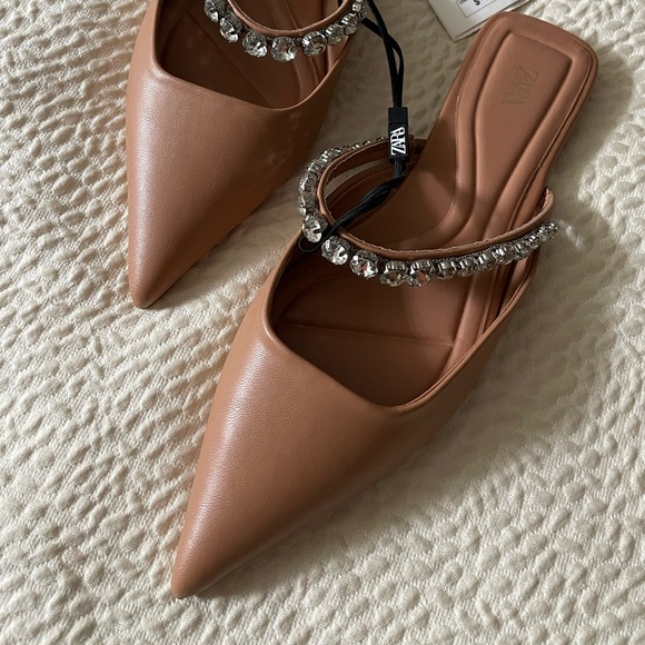 NWT New ZARA Camel Tan Rhinestone Slingback Flat 36 Blogger Favorite - Picture 4 of 5